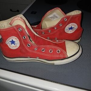 Converse Chuck Taylor All Star High Top (RED) Size 3Y
